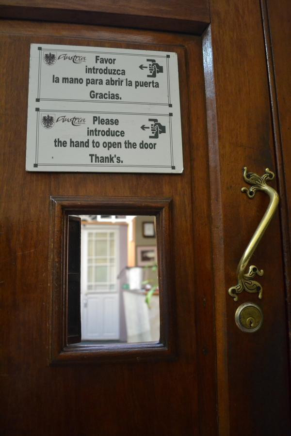 Hostal Austria ラパス エクステリア 写真